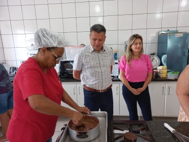 Foto 75: Delícias Gastronômicas - Aulas de Bolos Caseiros e Ovos de Páscoa