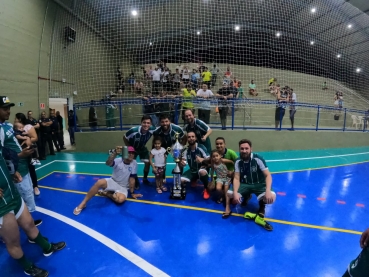 Foto 21: CAQ: Campeão do Campeonato de Futsal de Férias 