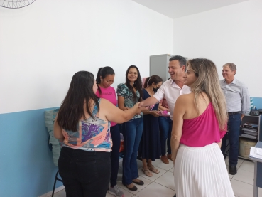 Foto 45: Mulheres funcionárias municipais recebem um carinho especial ao Dia da Mulher