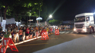 Foto 5: Carreata de Natal com as Carretas da Hengel