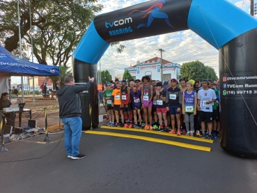 Foto 8: Prefeitura de Quatá promove 3º Corrida de Pedestre 5k TVCom Running