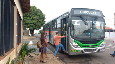 Notícia Circular gratuito: quase 6 mil pessoas usaram o transporte em 30 dias