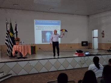 Foto 31: Neurociência é tema de palestra do 1º Seminário de 2023 realizado pela Educação