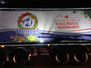 Foto 9: Carreata de Natal com as Carretas da Hengel