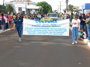 Foto 327: DESFILE CÍVICO - 7 DE SETEMBRO 