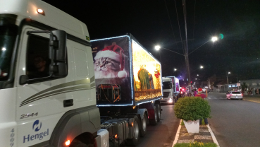 Foto 17: Carreata de Natal com as Carretas da Hengel