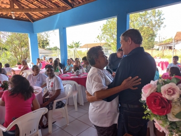 Foto 46: Cras promove tarde especial para comemorar o Dia das Mães