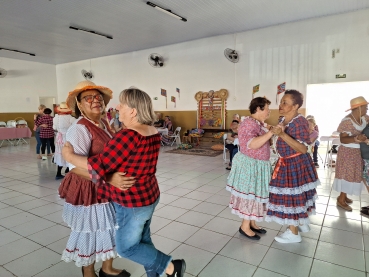 Foto 12: Festança da Terceira Idade