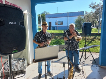 Foto 100: Cras promove tarde especial para comemorar o Dia das Mães