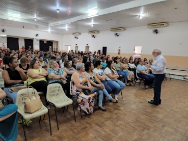 Foto 12: Neurociência é tema de palestra do 1º Seminário de 2023 realizado pela Educação