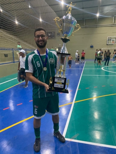 Foto 4: CAQ: Campeão do Campeonato de Futsal de Férias 