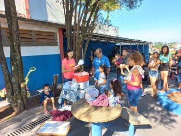 Foto 29: Grandiosa festa marca o Dia do Trabalhador
