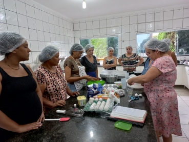 Foto 66: Delícias Gastronômicas - Aulas de Bolos Caseiros e Ovos de Páscoa
