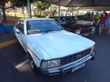 Foto 16: EXPOSIÇÃO DE CARROS ANTIGOS