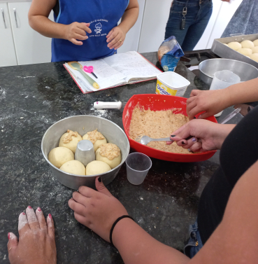 Foto 78: Oficina de Fabricação de Ovos de Páscoa