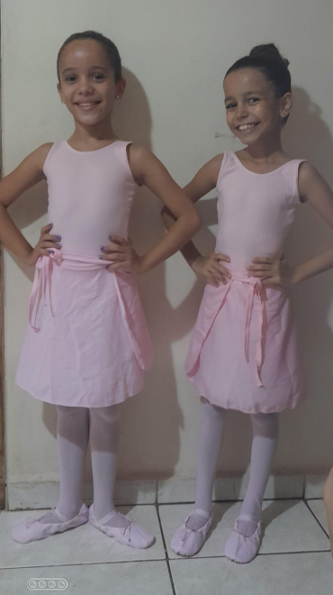 Foto 13: Entrega de uniformes de Ballet