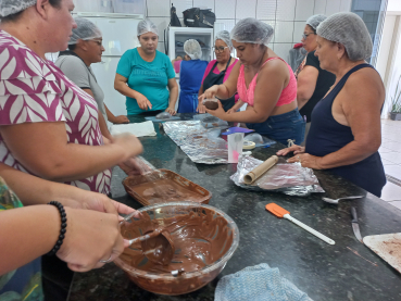 Foto 40: Oficina de Fabricação de Ovos de Páscoa