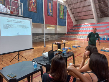 Foto 31: TREINAMENTO DE PRIMEIROS SOCORROS