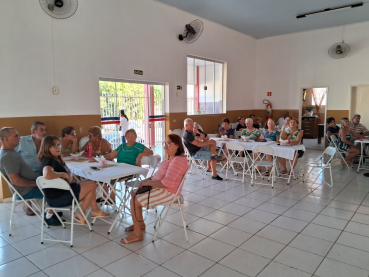 Foto 16: Chá da tarde em homenagem as MÃES da Terceira Idade