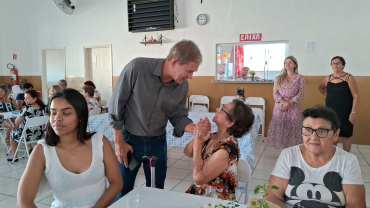 Foto 24: Chá da tarde em homenagem as MÃES da Terceira Idade