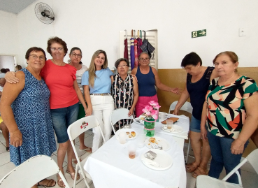 Foto 32: Café da Tarde especial celebra o Mês da Mulher com o Grupo da Melhor Idade