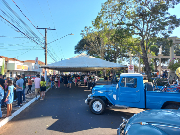 Foto 20: EXPOSIÇÃO DE CARROS ANTIGOS