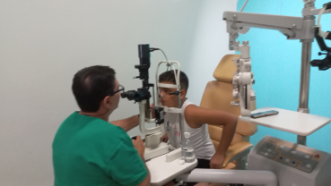 Foto 14: Atendimento oftalmológico para crianças