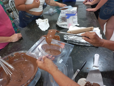 Foto 31: Oficina de Fabricação de Ovos de Páscoa