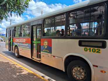Foto 6: Ônibus circular de Quatá atinge 33 mil passageiros em 5 meses de implantação