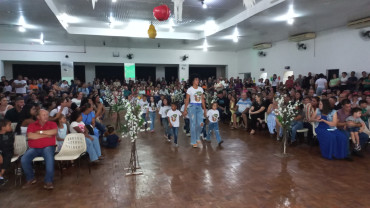 Foto 7: Escola Gagliardi e Secretaria de Agricultura e Meio Ambiente realizam formatura dos alunos participantes do Projeto 