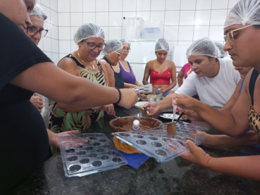 Foto 22: Oficina de Fabricação de Ovos de Páscoa