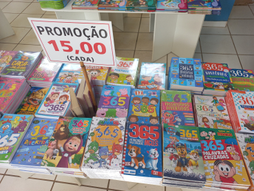 Foto 27: Cultura realiza mais uma Feira do livro