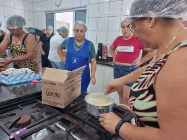 Foto 10: Oficina de Fabricação de Ovos de Páscoa