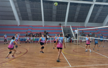 Foto 16: 1º Festival de Voleibol Master 30+ Feminino em Quatá