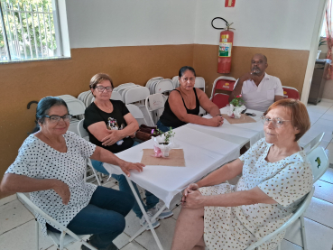 Foto 18: Chá da tarde em homenagem as MÃES da Terceira Idade