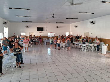 Foto 2: Chá da tarde em homenagem as MÃES da Terceira Idade