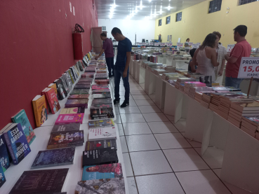 Foto 150: Cultura realiza mais uma Feira do livro