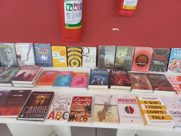 Foto 18: Cultura realiza mais uma Feira do livro