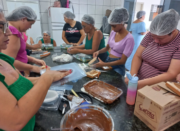 Foto 92: Oficina de Fabricação de Ovos de Páscoa