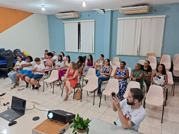 Foto 2: Projetos Espaço Amigo, Proaq e Guri promovem Encontro em comemoração ao Dia das Mulheres