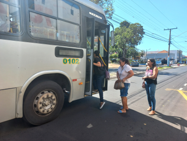 Foto 19: Ônibus circular de Quatá atinge 33 mil passageiros em 5 meses de implantação