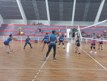 Foto 18: 1º Festival de Voleibol Master 30+ Feminino em Quatá
