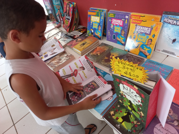 Foto 1: Cultura realiza mais uma Feira do livro