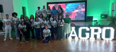 Foto 55: Escola Gagliardi e Secretaria de Agricultura e Meio Ambiente realizam formatura dos alunos participantes do Projeto 
