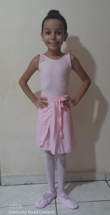 Foto 6: Entrega de uniformes de Ballet