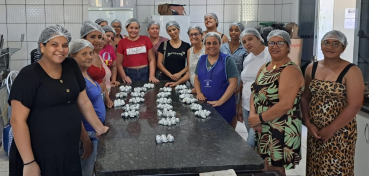 Foto 1: Oficina de Fabricação de Ovos de Páscoa