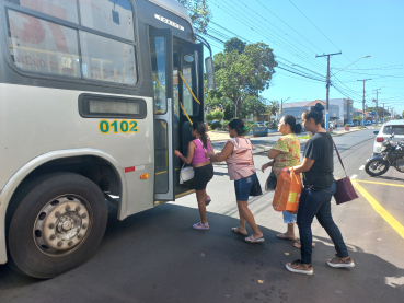 Foto 17: Ônibus circular de Quatá atinge 33 mil passageiros em 5 meses de implantação