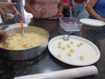 Foto 16: Oficina de Fabricação de Ovos de Páscoa