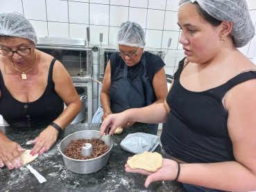 Foto 70: Oficina de Fabricação de Ovos de Páscoa