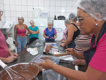 Foto 27: Oficina de Fabricação de Ovos de Páscoa